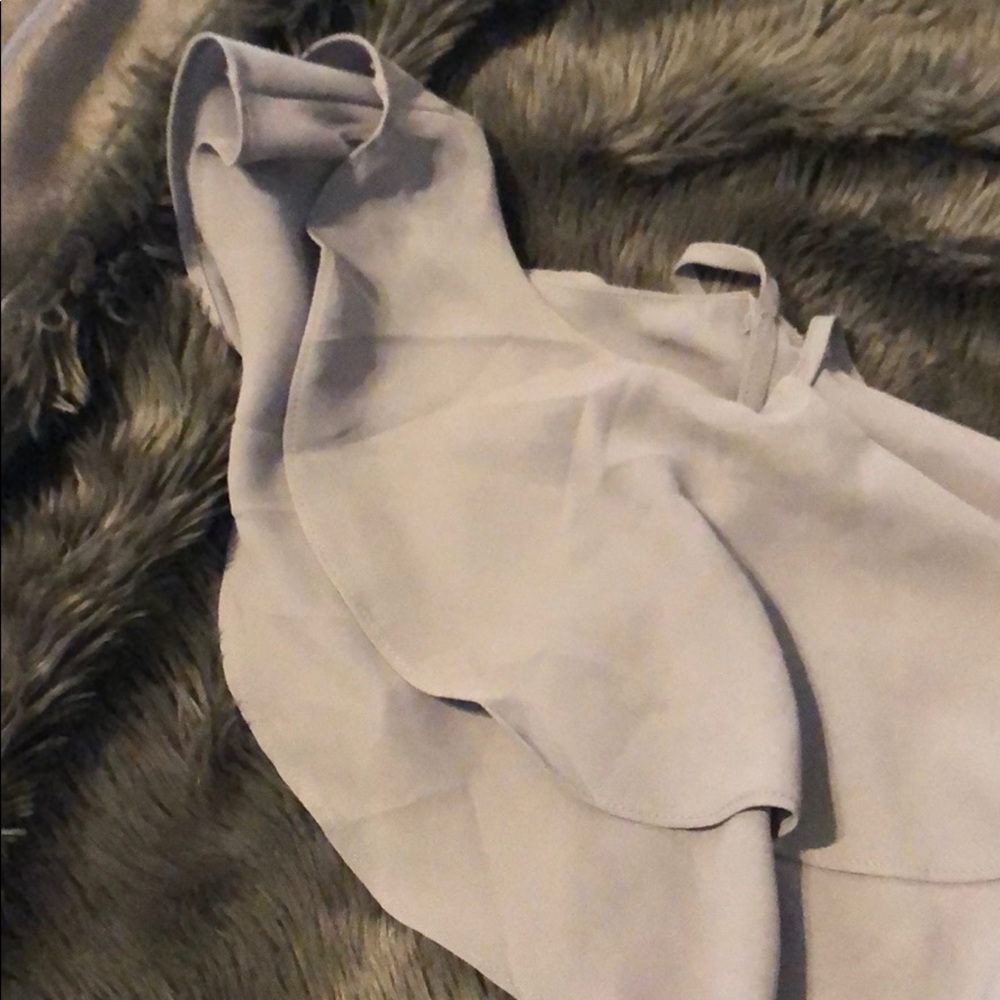 Cold shoulder top - Picture 4 of 6